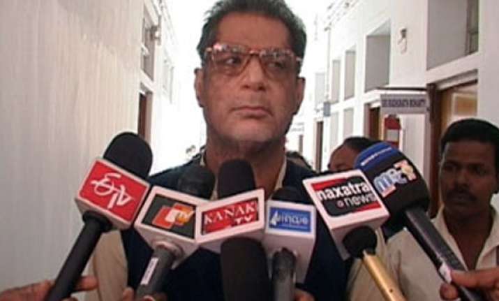 odisha excise minister singhdeo resigns after 30 die in