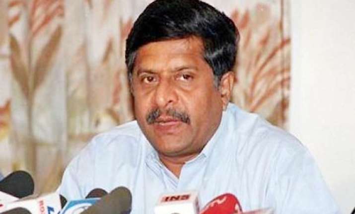 oppn slams congress for blaming foreign forces