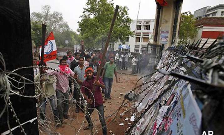 osmania varsity student commits suicide over telangana