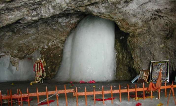 over 2.50 lakh pilgrims register for amarnath yatra
