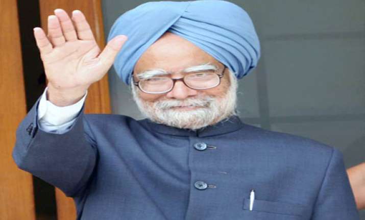 manmohan thanks country wishes new government success in