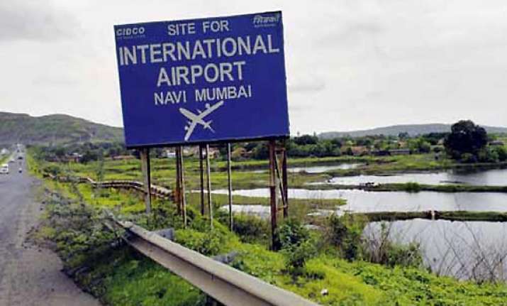 pm to hold meeting on navi mumbai airport on nov 13