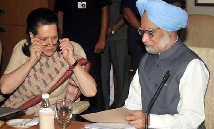 pm holds consultations with upa allies on lokpal