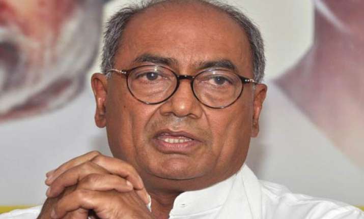 pm judiciary should be brought under lokpal s ambit digvijay