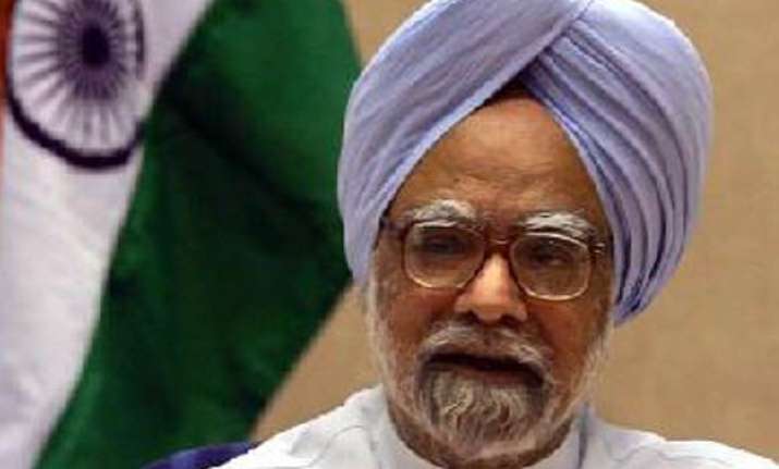 pm mourns loss of lives in kalka mail derailment
