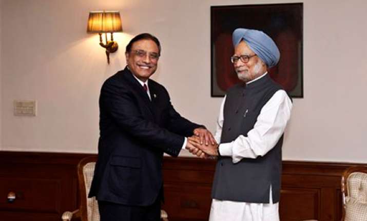 pm offers assistance to pak in avalanche rescue operation
