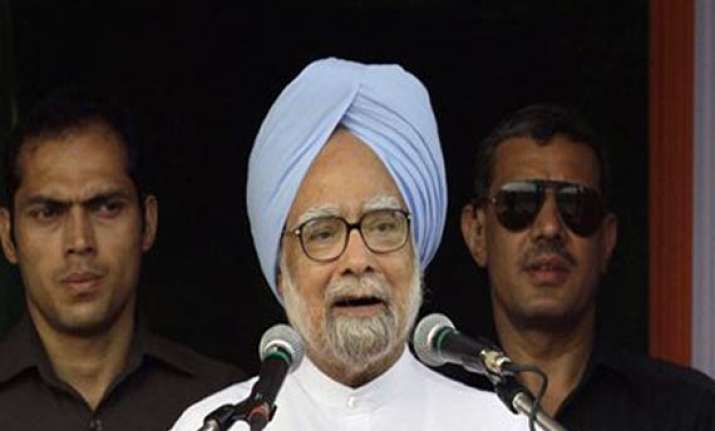 pm targets maya says her govt lax in spending central grants