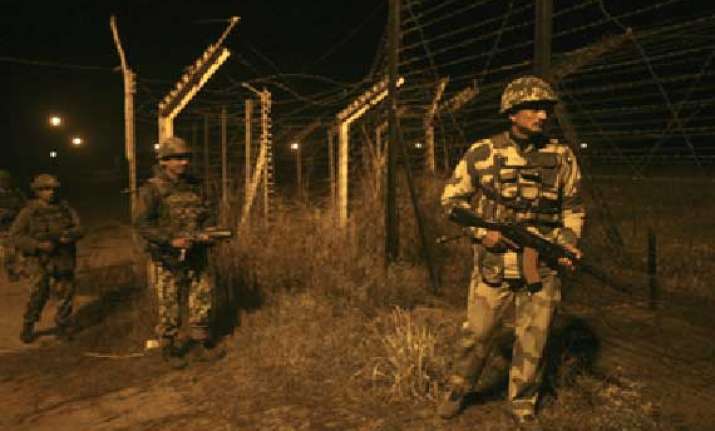 pakistan opens fire in jammu offers flag meeting