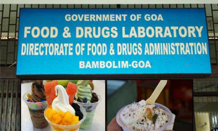 parlour owner caught urinating in pot used for juice making