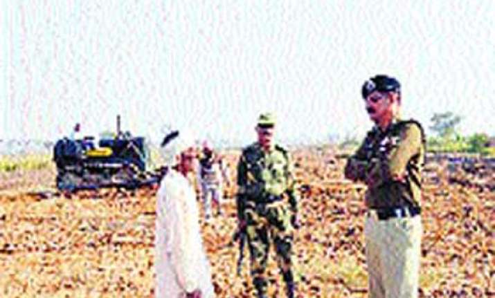 pok pak refugees have occupied 5 808 acres of land in j k