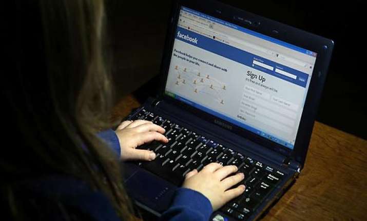 posting pictures on facebook twitter unislamic say muslim