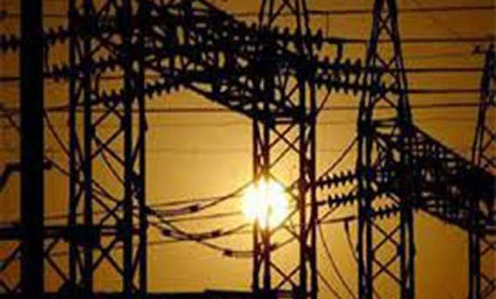 power cuts continue as mercury soars in uttar pradesh