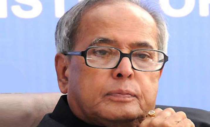 president pranab mukherjee dissolves 15th lok sabha
