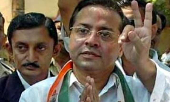 president s son questioned in amravati cash seizure case
