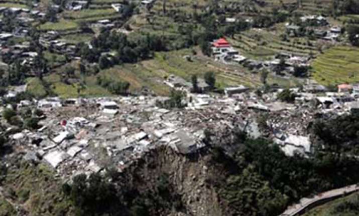 quake rocks kashmir