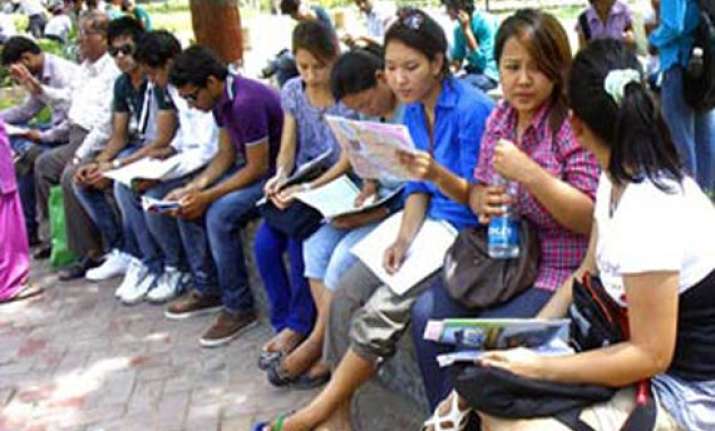 question mark over fate of fyup laptops as du reformats