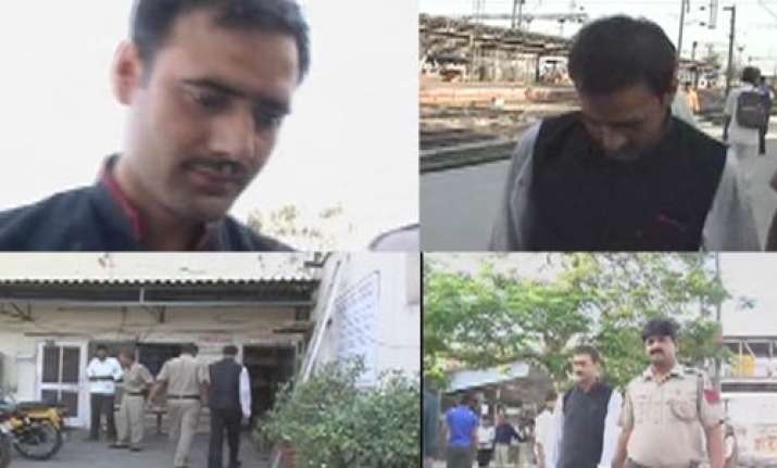 railway waiter held for molesting girl on rajdhani express