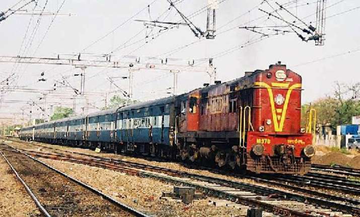 railways extends ticket booking period to 120 days