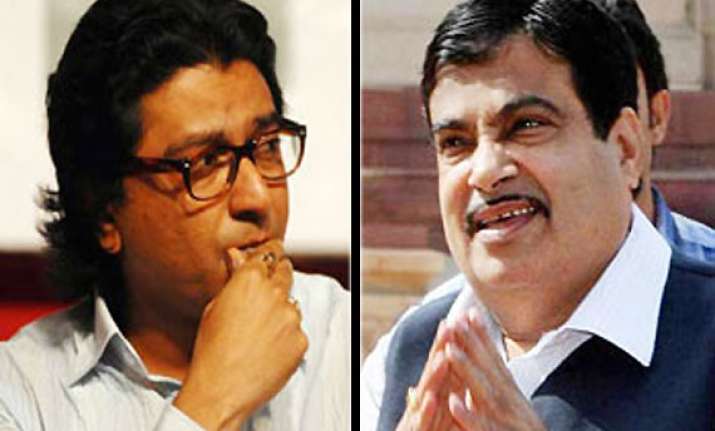 raj thackeray nitin gadkari praise each other in public