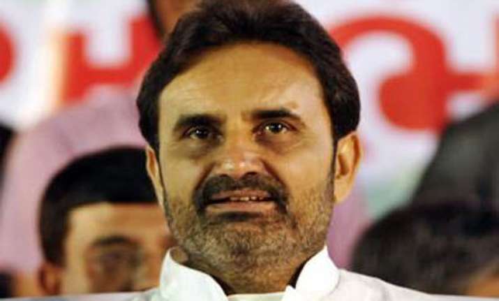 read list of congress candidates for ls polls gujarat
