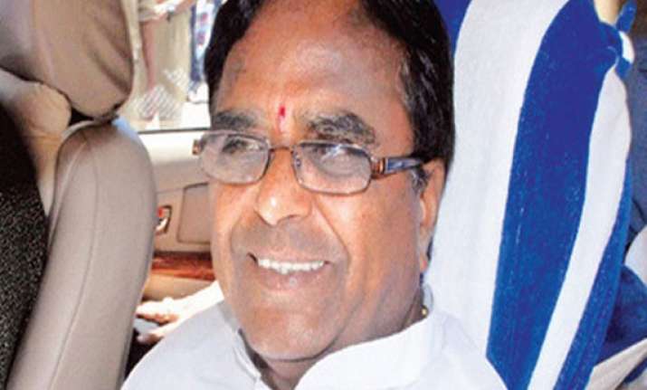 read list of congress candidates from telangana for