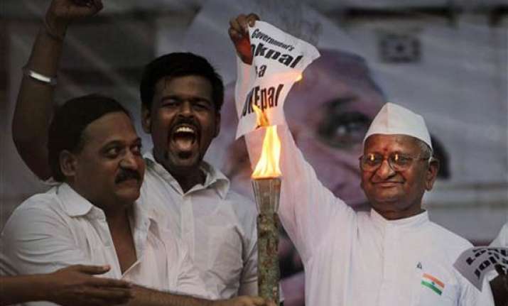 ready to talk to team anna if approached congress