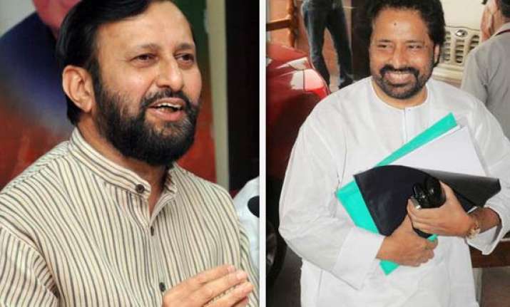 retail fdi trinamool oppn up in arms say lopsided decision