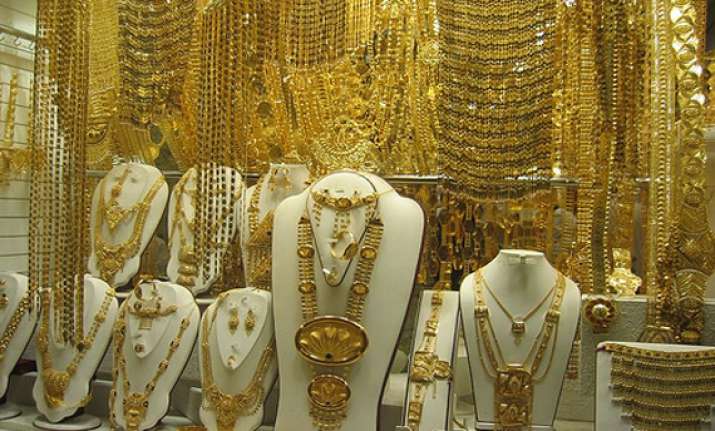rs.12.25 crore gold stolen from jharkhand shop