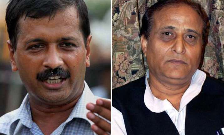 sp leader azam khan takes on arvind kejriwal