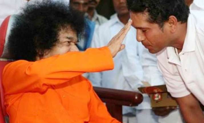 sachin may not celebrate birthday due to sathya sai s health