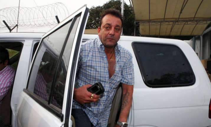 sanjay dutt campaigns for congress in up