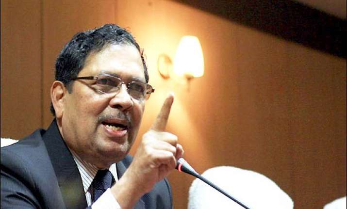 santosh hegde says team anna s campaign in hisar was not