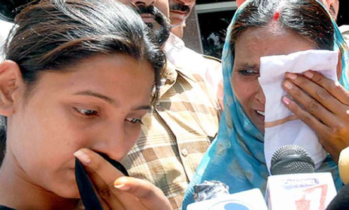 sarabjit s family crestfallen after mix up on release