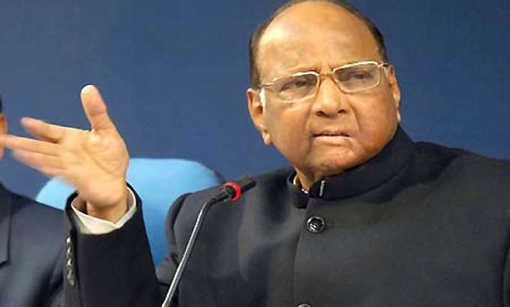 sharad pawar raises lpg cap issue in cabinet meeting