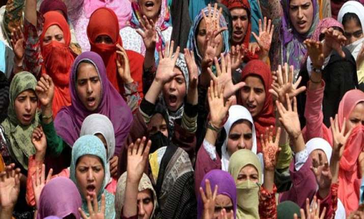 shias in bangalore protest attack on shrine of prophet s
