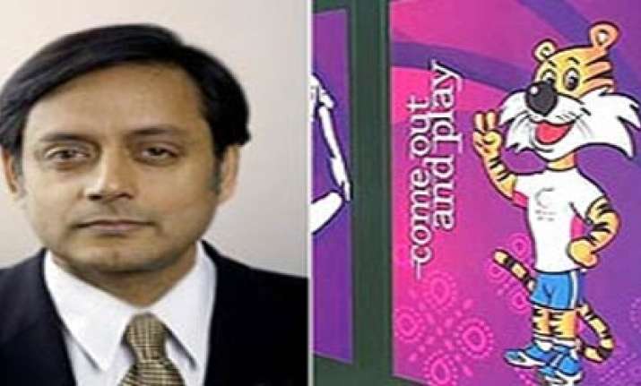 shunglu finds lapses in cwg appointment of shashi tharoor