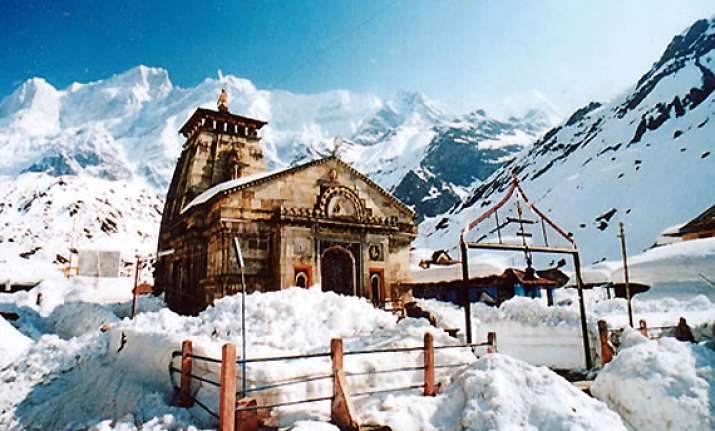 Snowfall In Badrinath, Kedarnath, Gangotri | India News ...