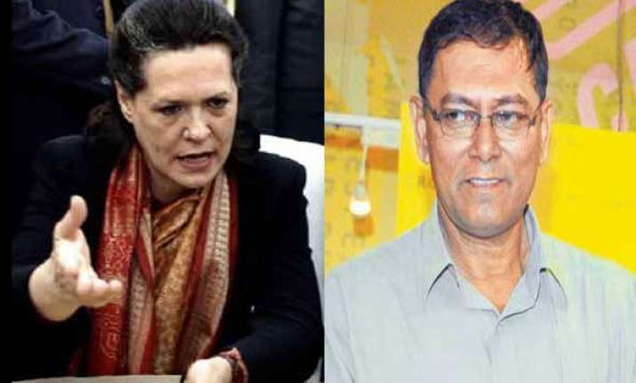 sonia gandhi condemns journalist s murder