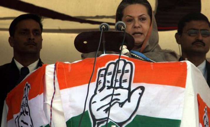 sonia gandhi lashes out at akali bjp in punjab
