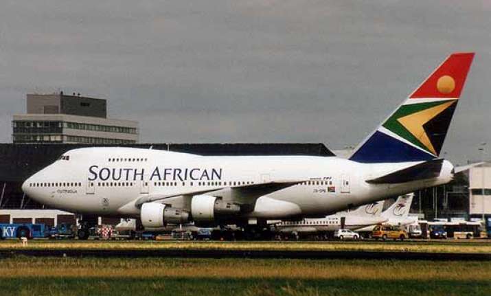 south africa safe for visitors says its airline