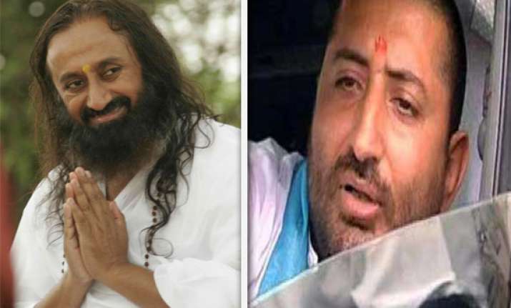 sri sri ravi shankar appeals to narayan sai to surrender
