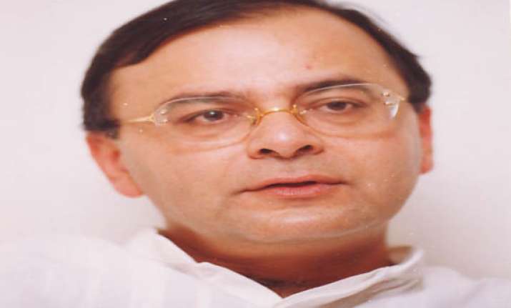stop personal attacks on modi jaitley on priyanka s remarks