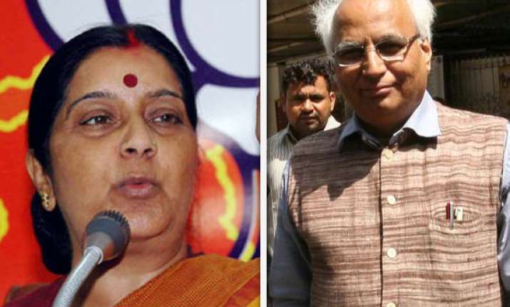 sushma swaraj meets ex party mps kulkarni in tihar jail