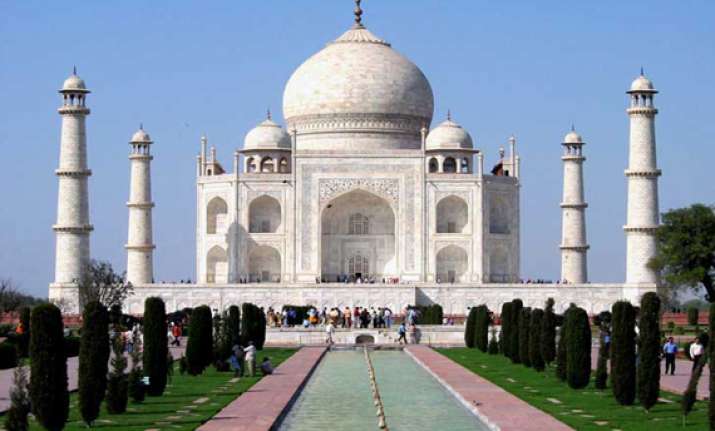 taj mahal ranked third among top landmarks in the world