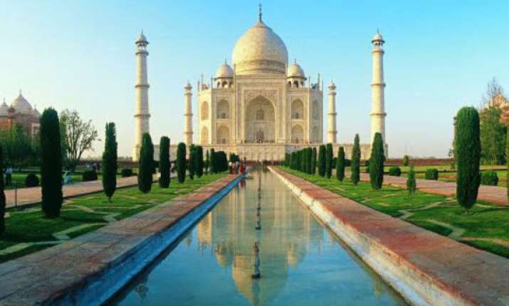 taj mahotsav kicks off in agra