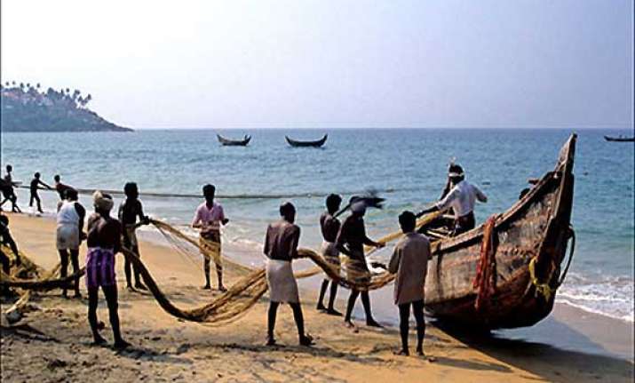 66 tamil nadu fishermen return home from sri lanka