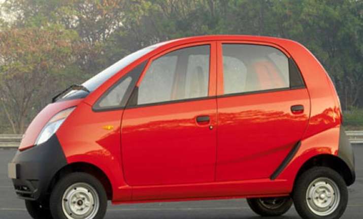 tata nano car drives into guinness world records