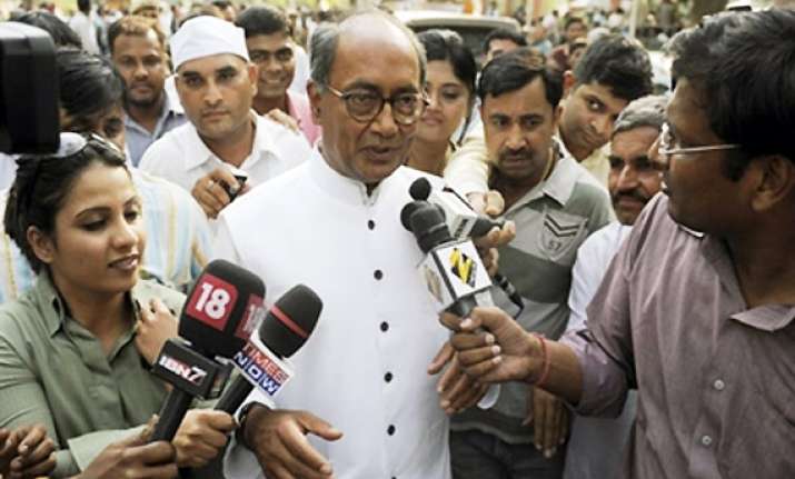 team anna members trying to become power brokers says