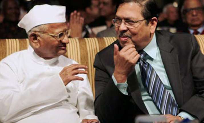 team anna meets to discuss future strategy