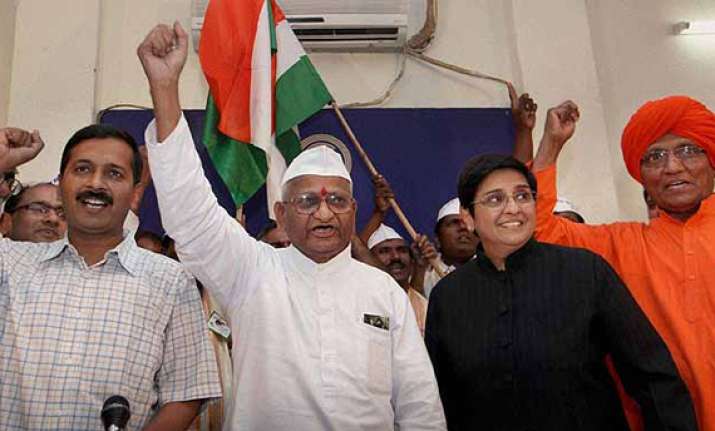 team anna members to sit on indefinite fast from july 25